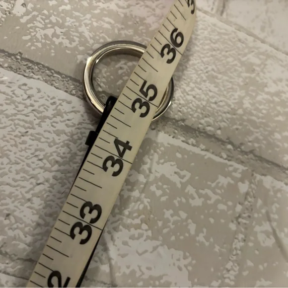 Black Leather Belt Womens vintage Y2K with Silver Buckle toggle bridle medium - Picture 7 of 7